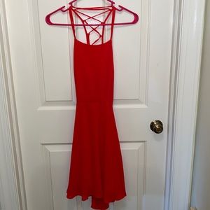 Lulu’s red dress